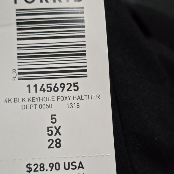 Torrid Black Keyhole Halter, Plus Size 28 - Picture 4 of 4